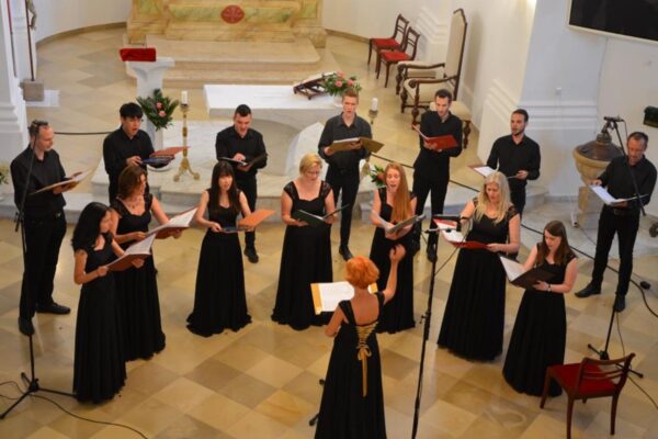 Koncert zbora A Cappella Quinqueecclesiensis u krčkoj katedrali