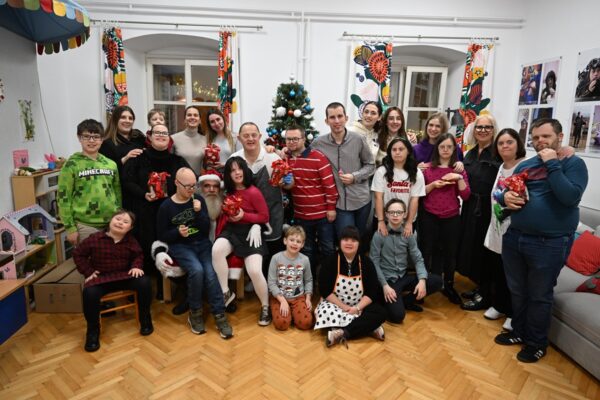 Advent u Užarskoj 2: Svi smo mi Rijeka 21!