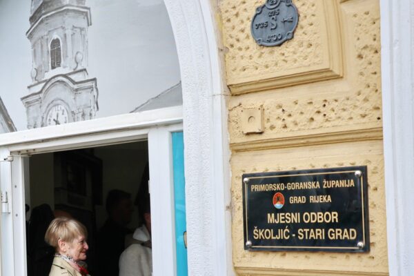 Gradonačelnica Iva Rinčić otvorila novi prostor Mjesnog odbora Školjić – Stari grad