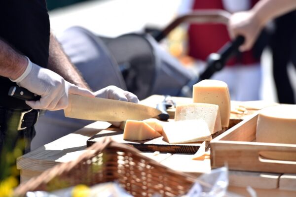 Festival kvarnerske janjetine i sira na Cresu donosi slavlje tradicije i autentičnih okusa Kvarnera