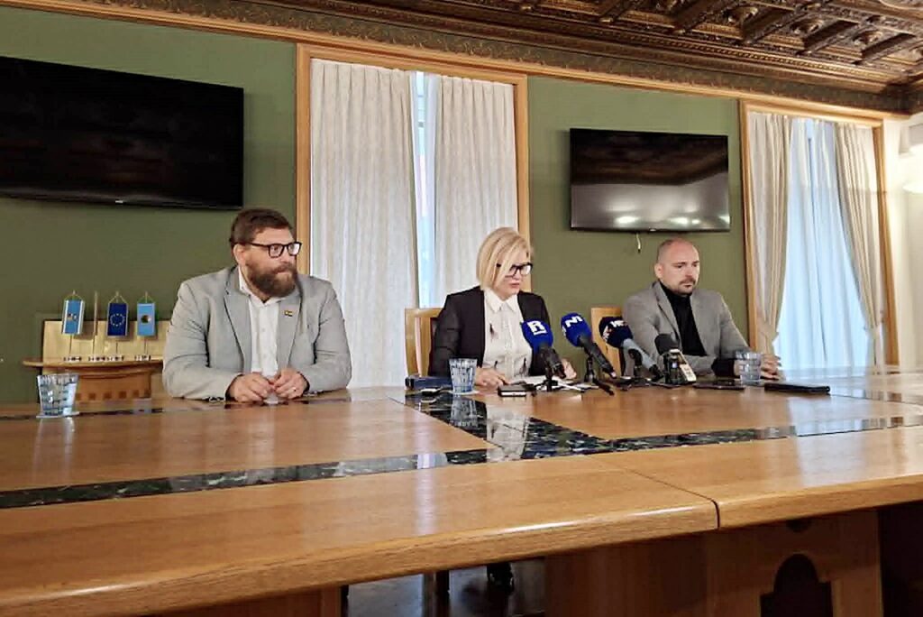 Predložen  veliki preustroj Gradske uprave: Umjesto deset tijela, Rijeka bi imala 11 odjela i dvije službe