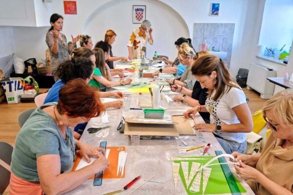 U Palači šećera održana radionica izrade nakita talijanske umjetnice Angele Simone