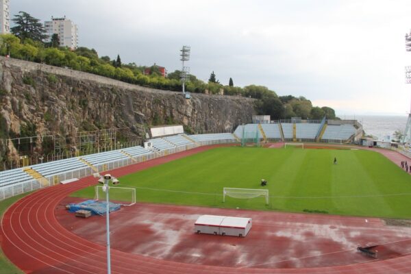 Kantrida ipak bez nebodera: Grad Rijeka želi graditi stadion uz pomoć države