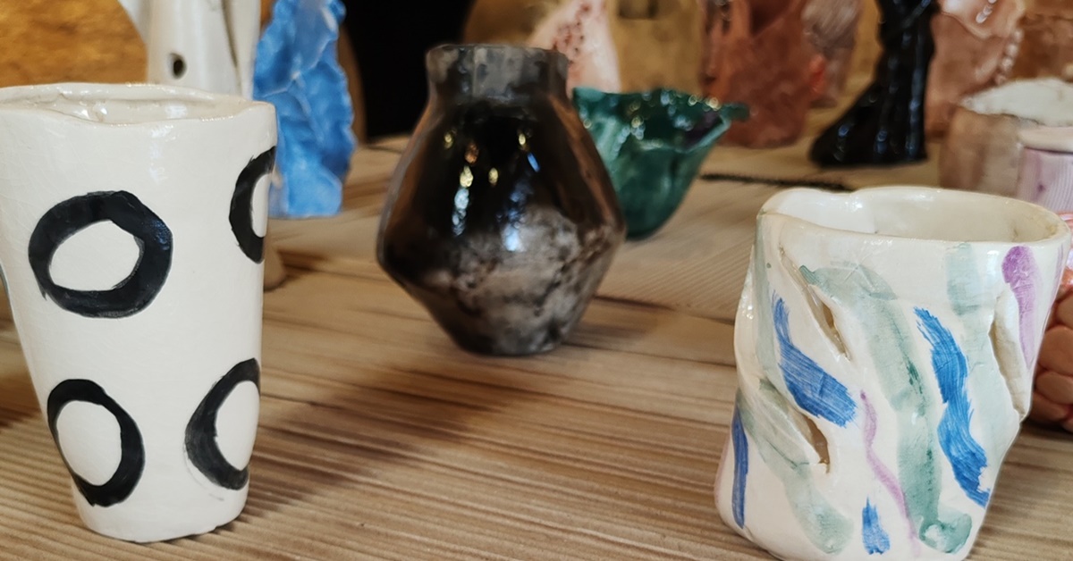 Izložba keramike Udruge umirovljenika i starijih osoba Kastav otvara se u Galeriji Trojica