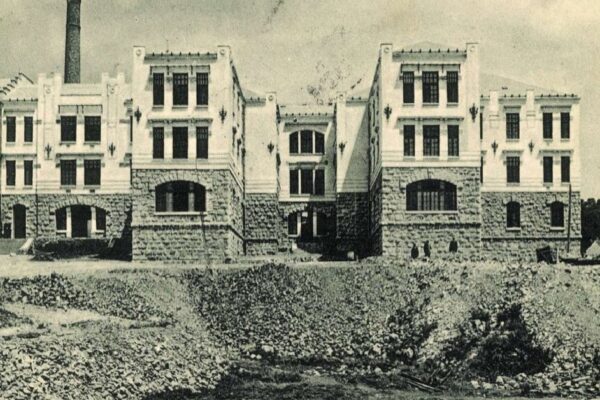 Na današnji dan 1957. donosi se odluka o osamostaljenju Medicinskog fakulteta u Rijeci