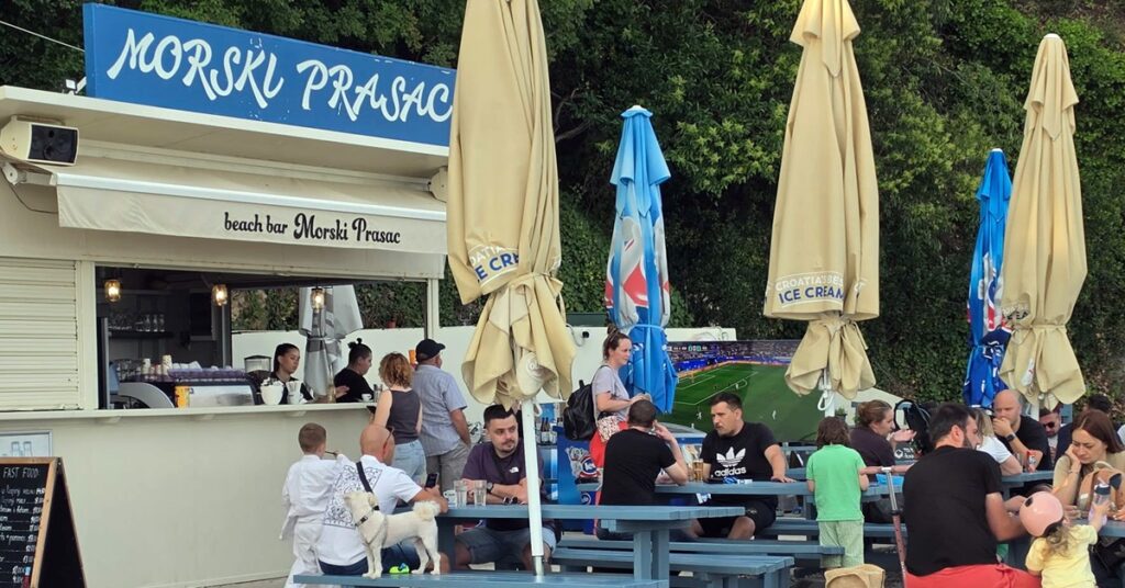 Vatreni protiv Engleske i ispod stijena Kantride: Morski prasac zove na navijačku večer uz more