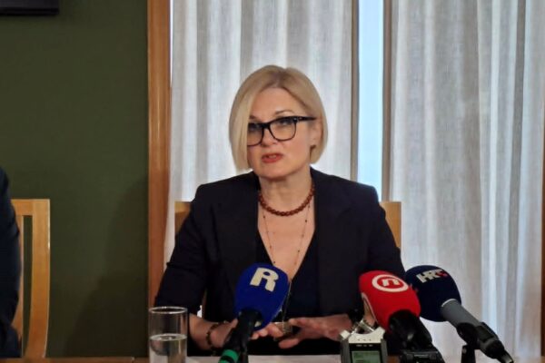 Rijeka dobila vršitelje dužnosti pročelnika novih odjela, kafićima dulje radno vrijeme za utakmice Hrvatske