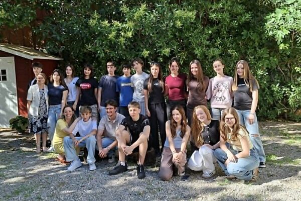 Mladi najviše slušaju jedni druge: učenici u Tiću predstavili projekte prevencije online seksualnog nasilja
