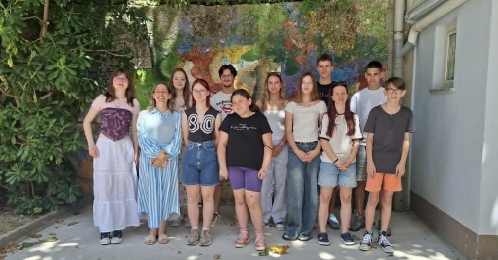 Mladi imaju što reći. U Centru Tić dobili su mikrofon i iskoristili ga pametno kroz projekt Radio veze