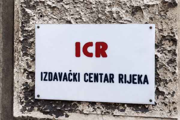 IZDAVAČKI CENTAR RIJEKA (ICR): BIBLIOTRAG U BESKRAJU