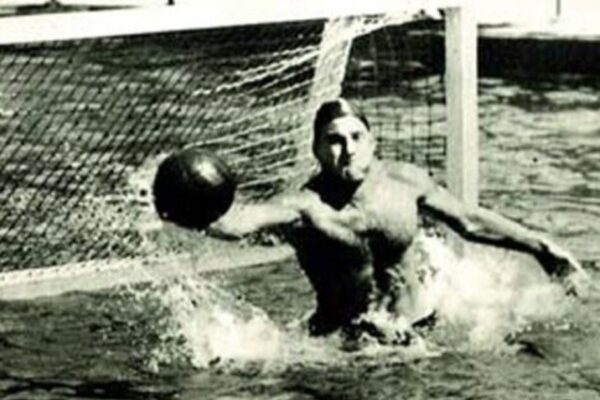 Na današnji dan 1925. rođen je vaterpolist Zdravko Ćiro Kovačić