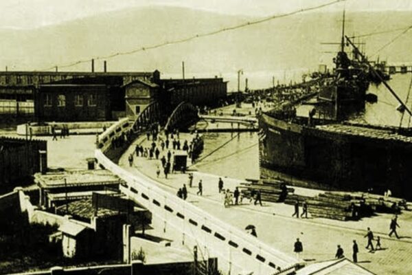 Na današnji dan 1905. izgorjelo je Lazarusovo brodogradilište u Rijeci