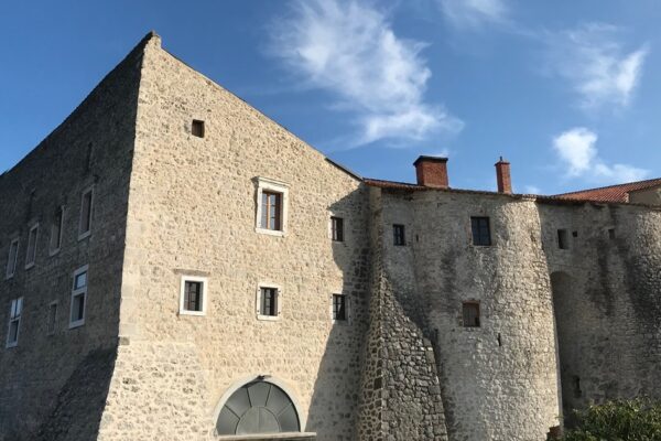 Poezija i Perzeidi ponovno se susreću pod zvijezdama Kaštela Grobnik