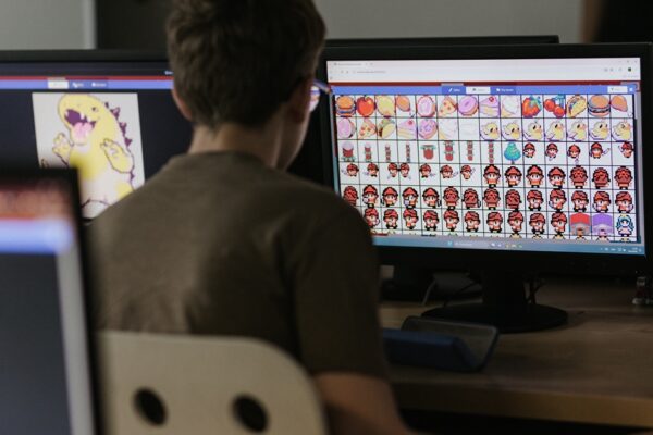 STEM(AJMO!) u rujnu donosi radionice, STEM piknik u Prezidu i Noć istraživača