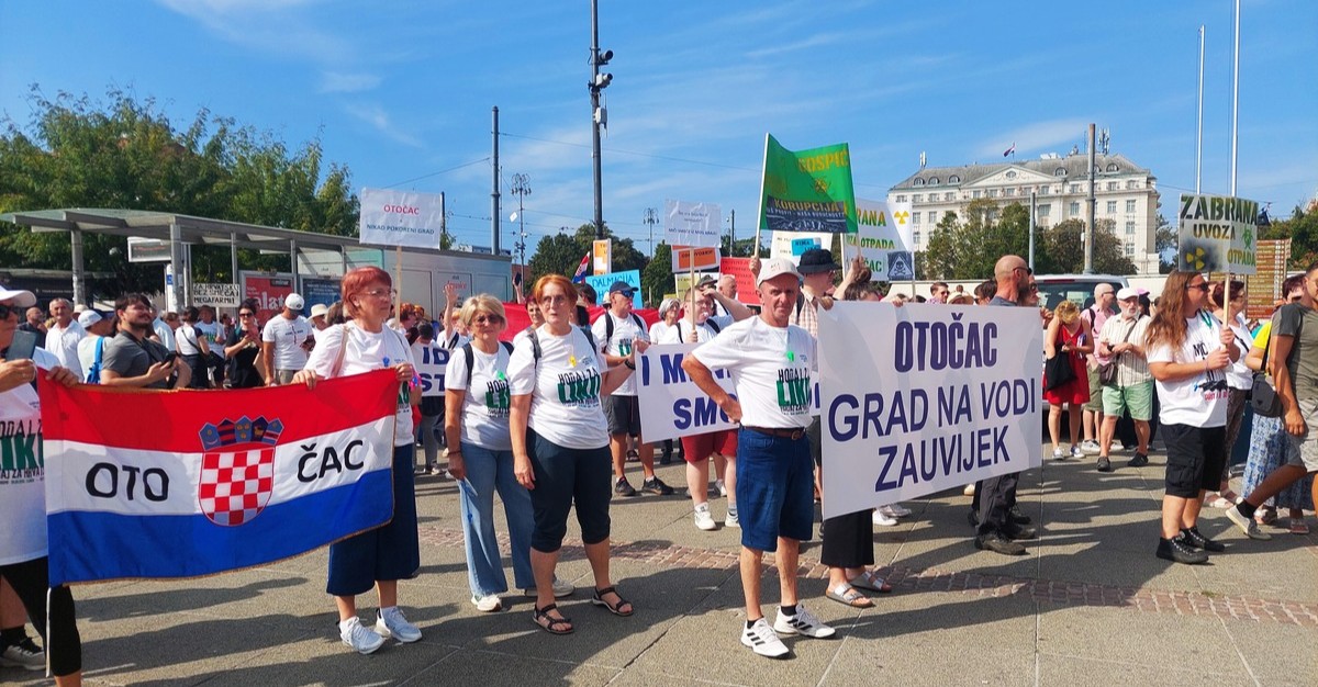 Danas se nije hodalo samo za Liku: Što je poručio masovni prosvjed u Zagrebu