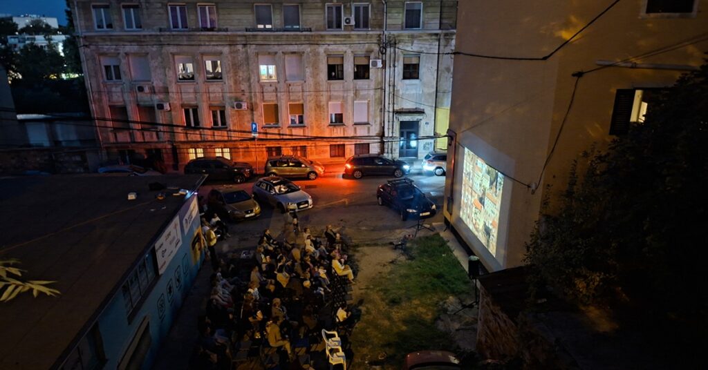 „Fiume o morte!“ stigao tamo gdje je povijest prolazila: Ulica Luki na jednu večer postala kvartovsko kino