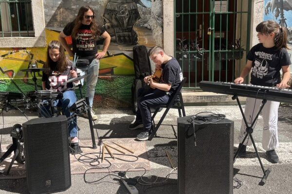 Palach otvara jesensku sezonu: punk, Kreativna Kružna i Freddiejev 80. rođendan