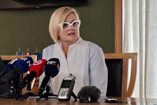 Nakon ilegalnog auto-okupljanja u Rijeci: Grad i policija najavljuju jaču prevenciju