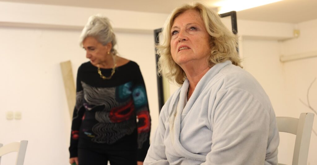 Elvia Nacinovich ponovno na pozornici „Zajca“ u predstavi „Moj sin samo malo sporije hoda“