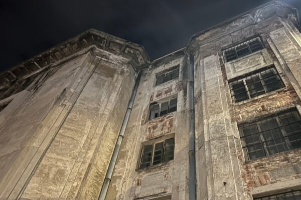 Požar u Teatru Fenice: Riječki vatrogasci ugasili vatru u još jednom simbolu propadanja gradske baštine